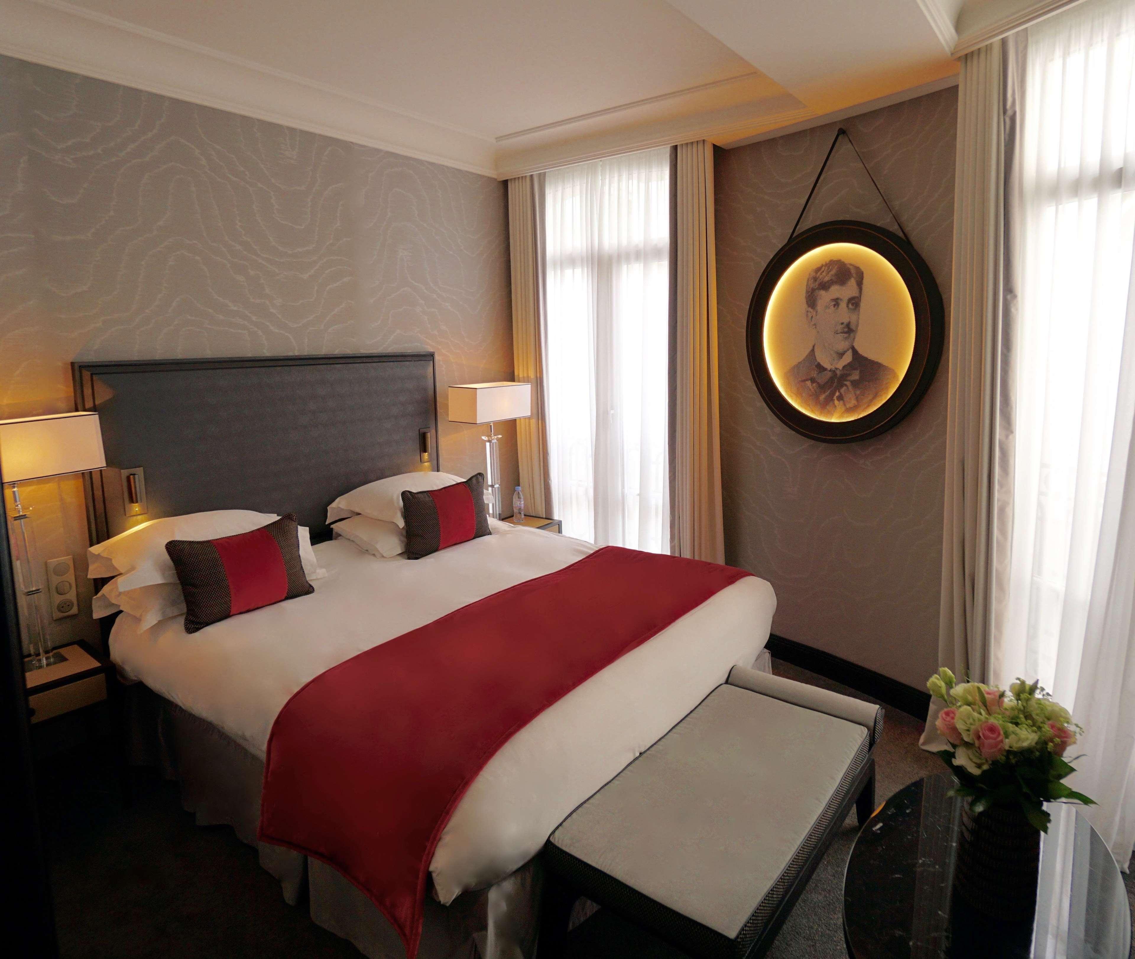 Hotel Maison Astor Paris, Curio Collection By Hilton Parijs