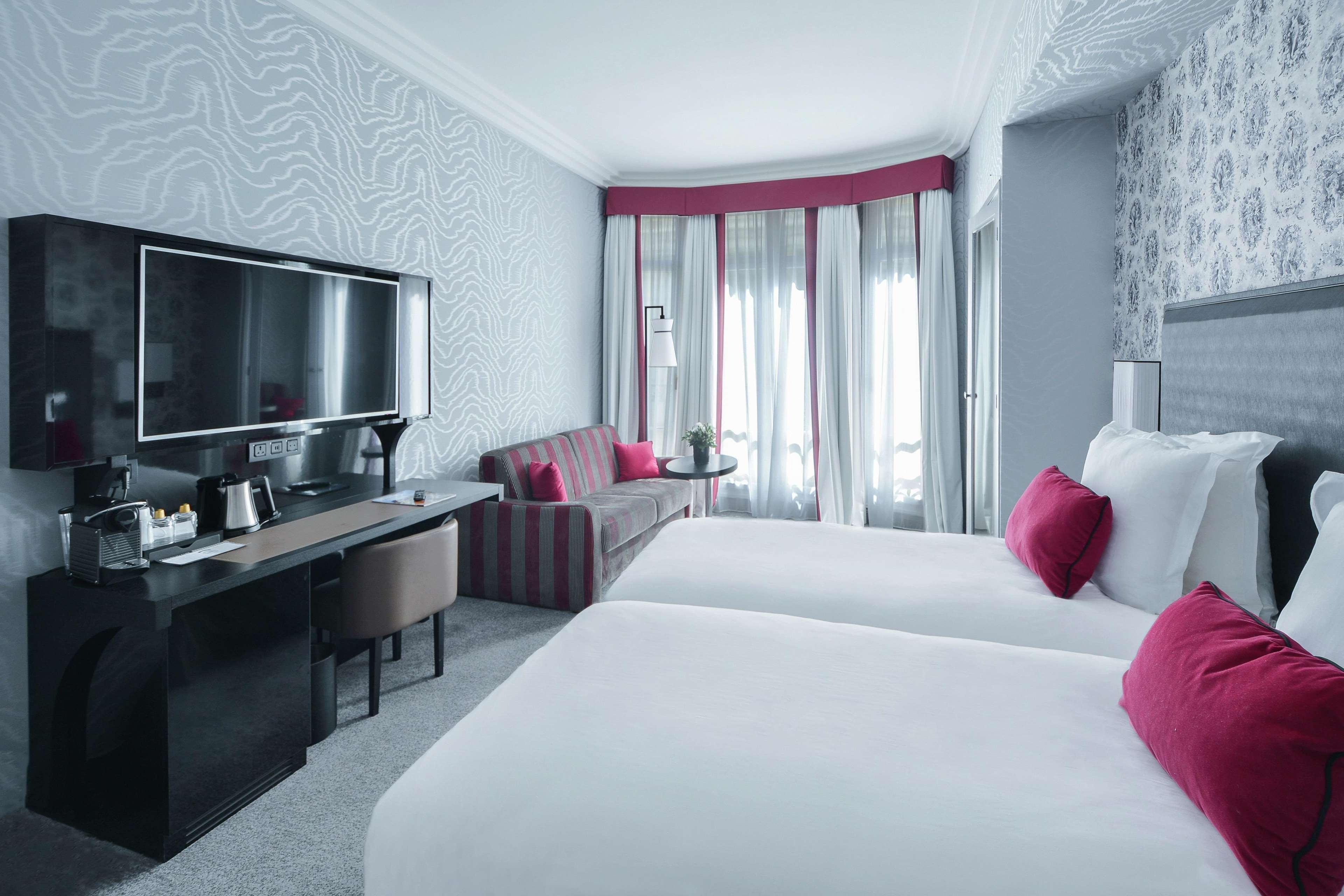 Hotel Maison Astor Paris, Curio Collection By Hilton Parigi