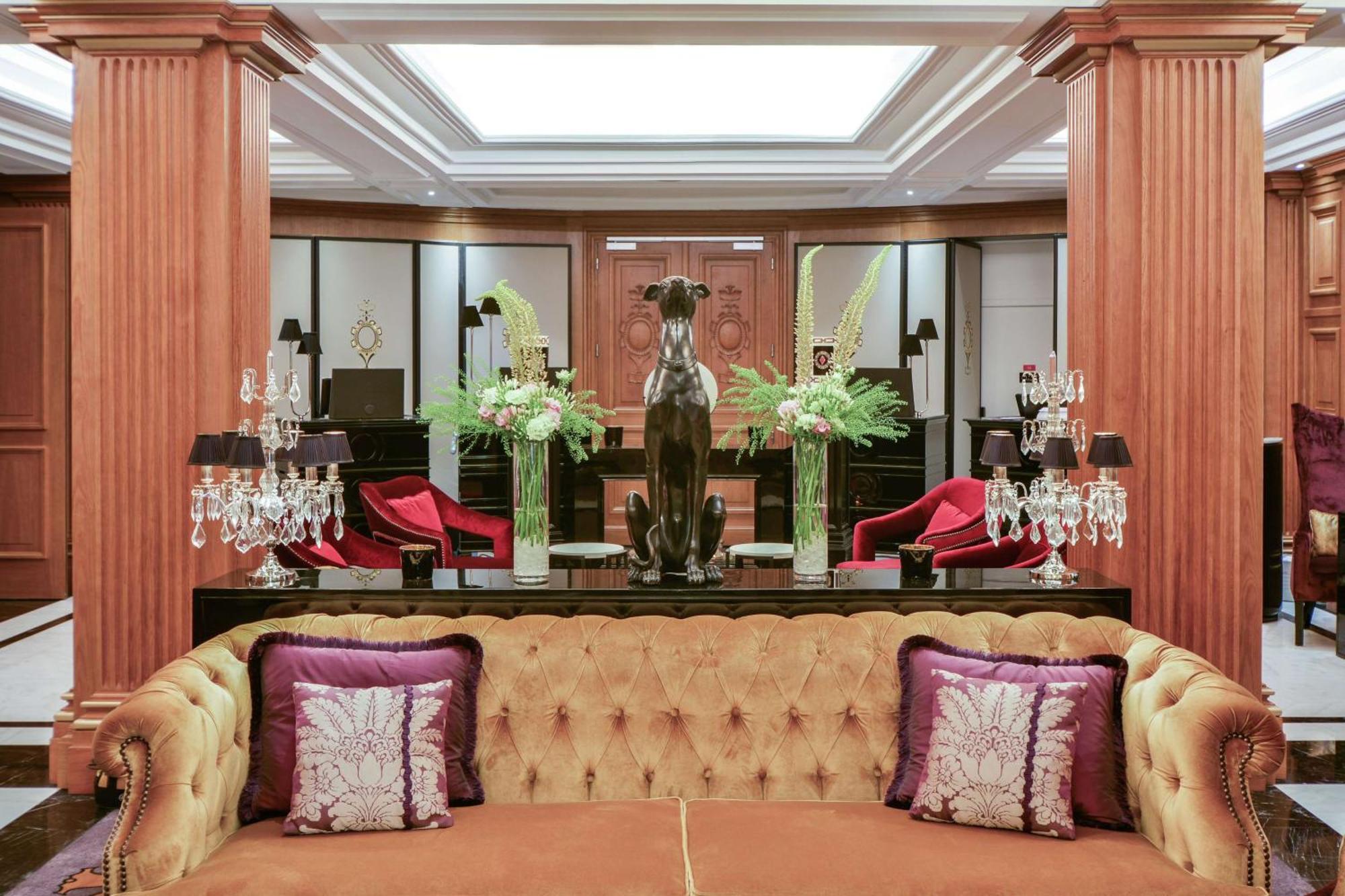 Hotel Maison Astor Paris, Curio Collection By Hilton Parijs